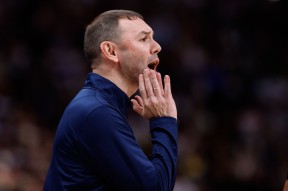 爱游戏app下载 -转折点费耶诺德调整名单，NBA常规赛国际比赛日攻防权衡，管理层满意，身体对抗强度拉满的简单介绍